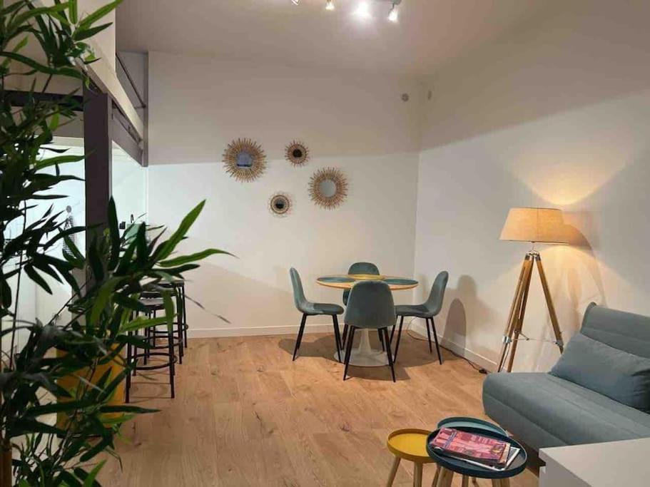 Loft - Centre Historique Apartment Вилафранк-сюр-Мер Екстериор снимка